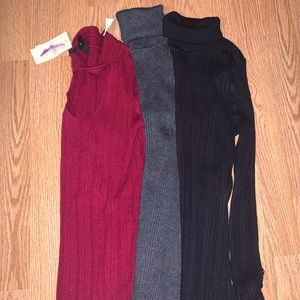 3 pair of turtle necks
